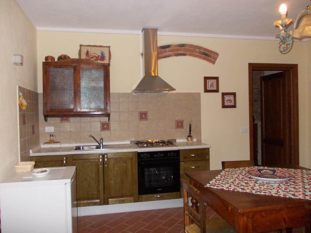 Agriturismo L'Isola Crespina Room photo